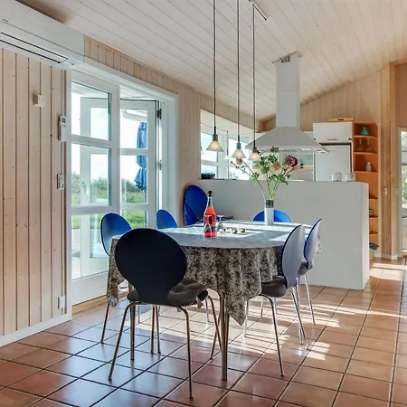 Kajsa - 50m From The Sea By Interhome