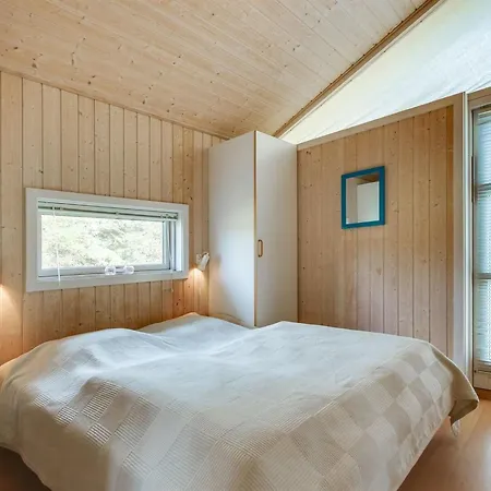 Feriehus Kajsa - 50m From The Sea By Interhome Vester Somarken